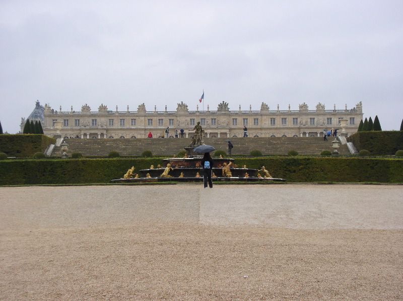 Versaille - front