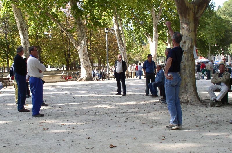 Nime - petanque throw