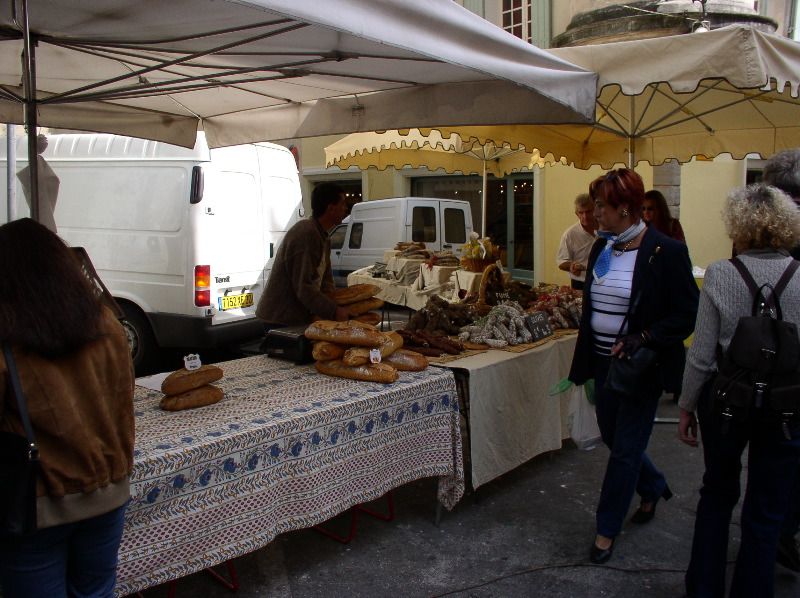 St. Remy de Provence - bread & sausages