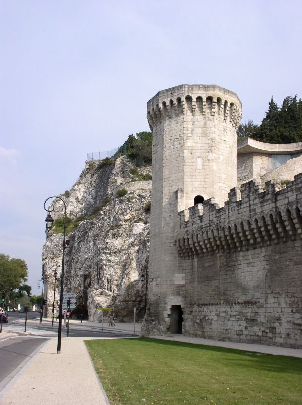 Avignon - outer wall